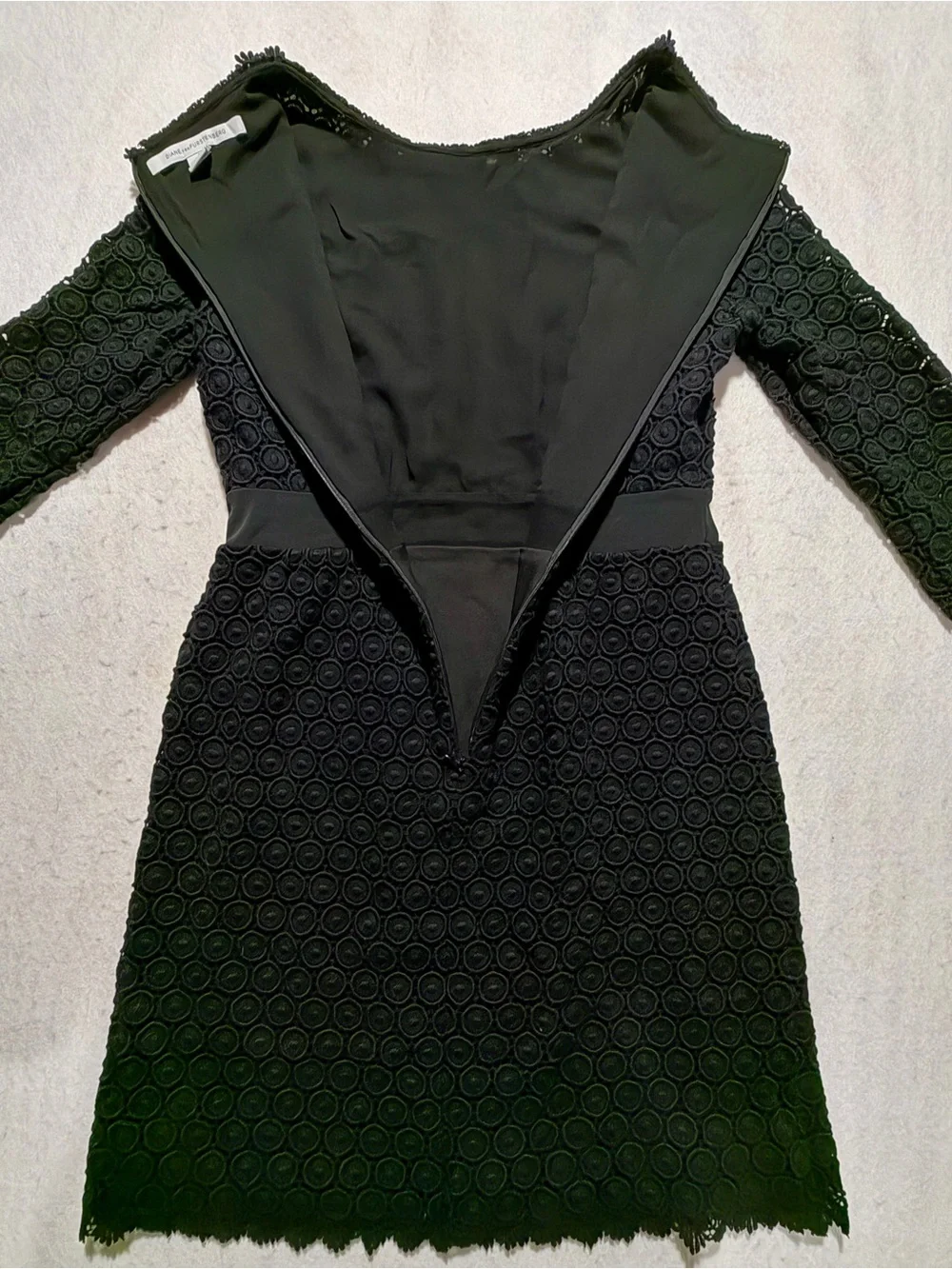 Diane Von Furstenberg DVF Black Nolly Lace A-Line Dress Size 6 EUC